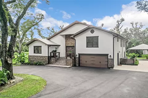 18850 S River Rd, Alva, FL 33920