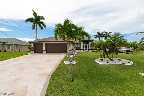 340 NE 18th St, Cape Coral, FL 33909