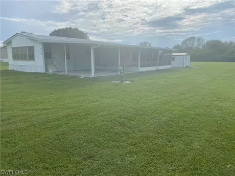 1389 Everglade Ave, Labelle, FL 33935 photo 4