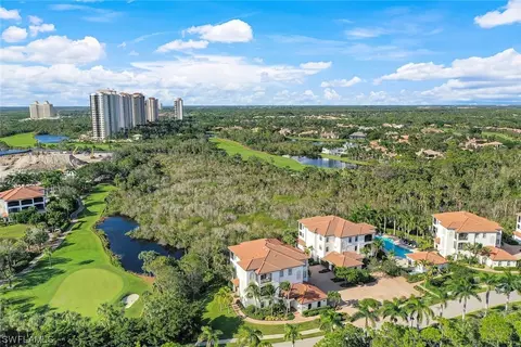 4730 Colony Villas Dr #802, Bonita Springs, FL 34134