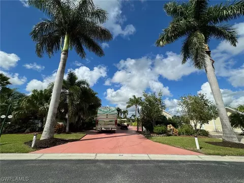 3026 Gray Eagle Parkway, Labelle, FL 33935