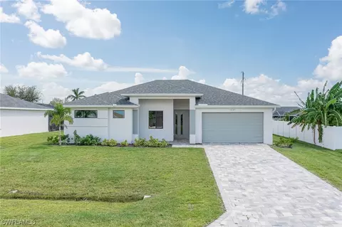 4141 SW 9th Pl, Cape Coral, FL 33914