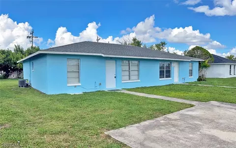 947-949 NE Pine Island Ln, Cape Coral, FL 33909