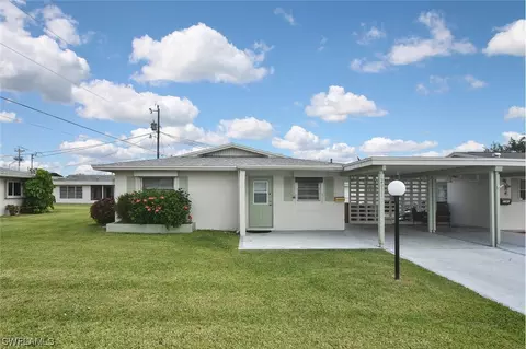 2331 Jacaranda Ct, Lehigh Acres, FL 33936