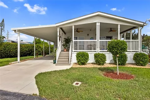 1 Derwent Blvd, Fort Myers, FL 33908