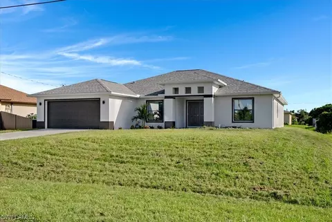 3307 21st St SW, Lehigh Acres, FL 33976