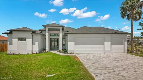 137 SE 28th Ter, Cape Coral, FL 33904