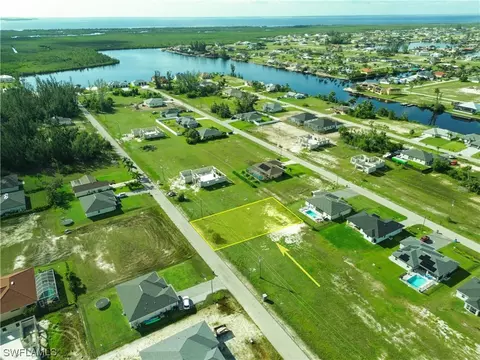 4119 NW 25th St, Cape Coral, FL 33993