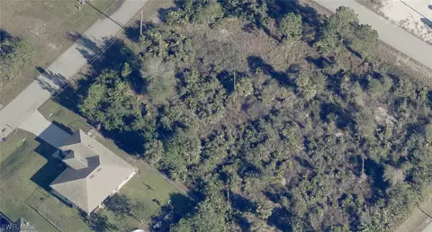 948 Dobbins St E, Lehigh Acres, FL 33974