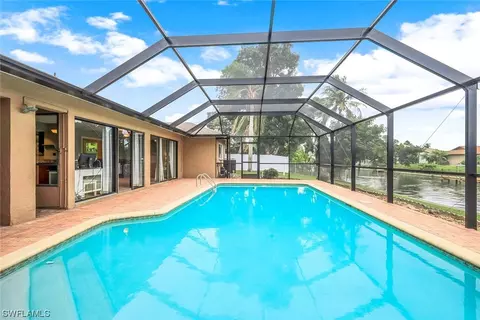 1850 SE 1st Ter, Cape Coral, FL 33990
