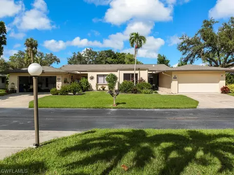 5833 Wild Fig Ln, Fort Myers, FL 33919