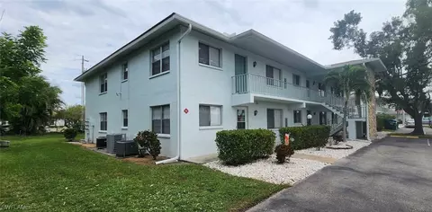 203 SE 15th Pl #215, Cape Coral, FL 33990