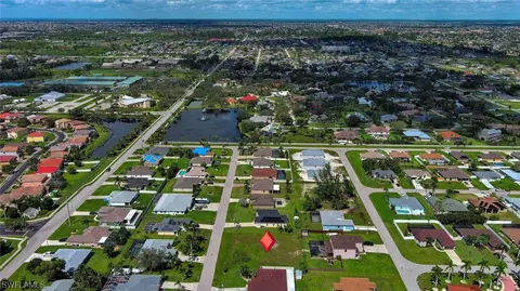 2111 SW 19th Pl, Cape Coral, FL 33991