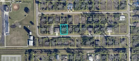 847-849 Apartment St E, Lehigh Acres, FL 33974