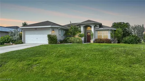 413 NW 3rd Ln, Cape Coral, FL 33993
