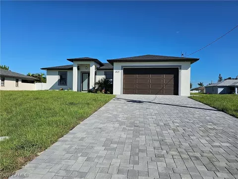 1825 NE 20th Ter, Cape Coral, FL 33909