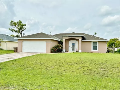 2516 SW 11th Ct, Cape Coral, FL 33914