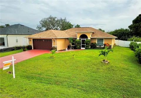 3325 15th St W, Lehigh Acres, FL 33971