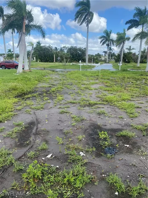 84 Birch Blvd, Fort Myers, FL 33908