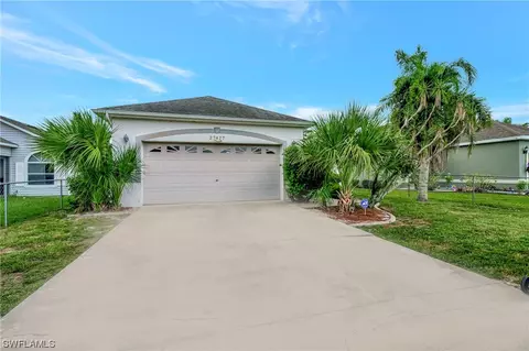 27427 Horne Ave, Bonita Springs, FL 34135