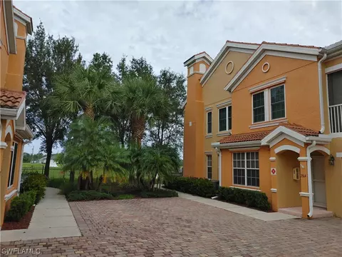 1800 Concordia Lake Cir #2304, Cape Coral, FL 33909