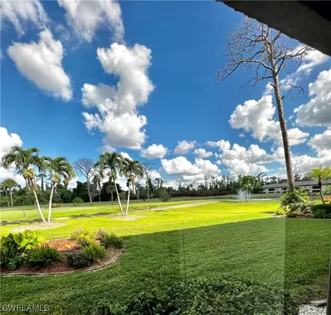 5905 Trailwinds Dr #814, Fort Myers, FL 33907