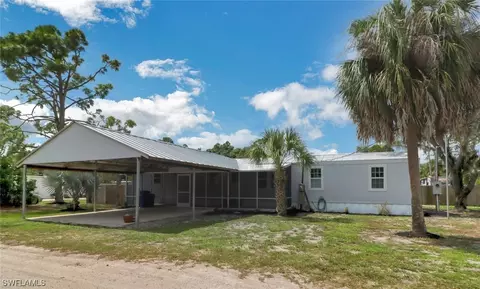 4461 Palmcrest Ln, Fort Myers, FL 33908