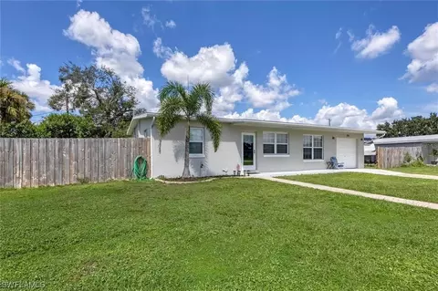 2185 Ednor St, Port Charlotte, FL 33952