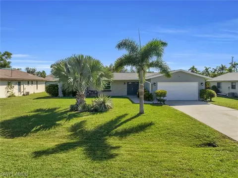 3831 SE 4th Ave, Cape Coral, FL 33904