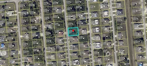 717-719 Ichabod Ave S, Lehigh Acres, FL 33973