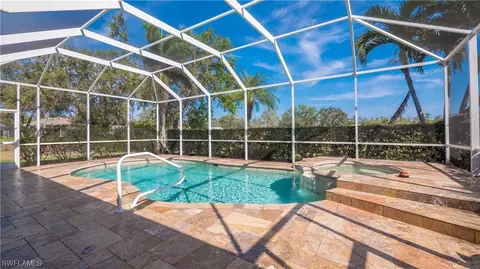 8280 Shorecrest Dr, Fort Myers, FL 33912