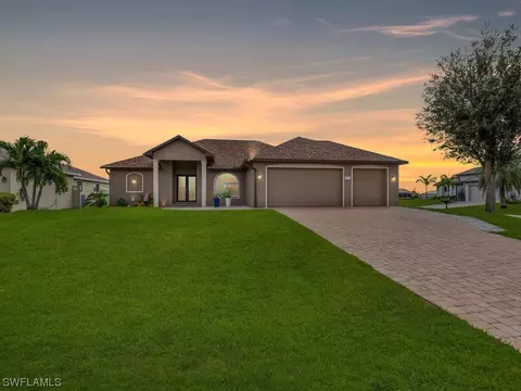 1001 NW 37th Ave, Cape Coral, FL 33993