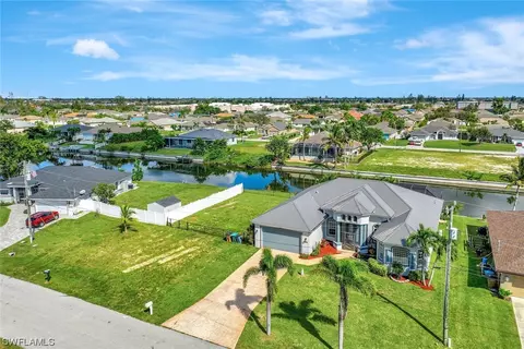 2709 SW 11th Ave, Cape Coral, FL 33914
