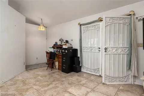 140 S Davis St, Labelle, FL 33935 photo 7