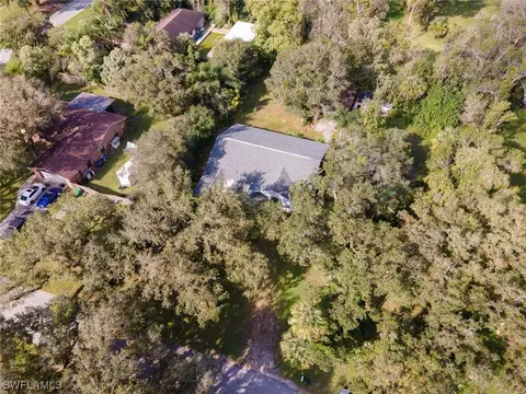 140 S Davis St, Labelle, FL 33935 photo 23