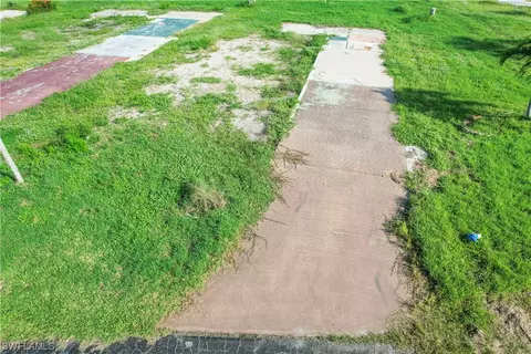 8 Birch Blvd, Fort Myers, FL 33908