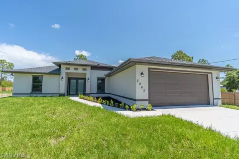 7942 18th Pl, Labelle, FL 33935