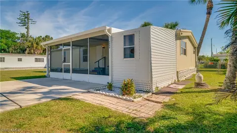 7599 Grady Dr, North Fort Myers, FL 33917