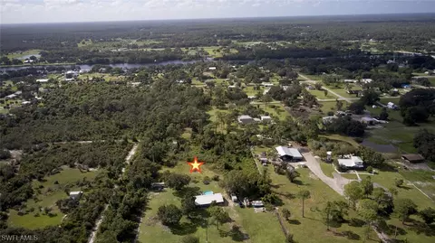 21740 Claytor Rd, Alva, FL 33920