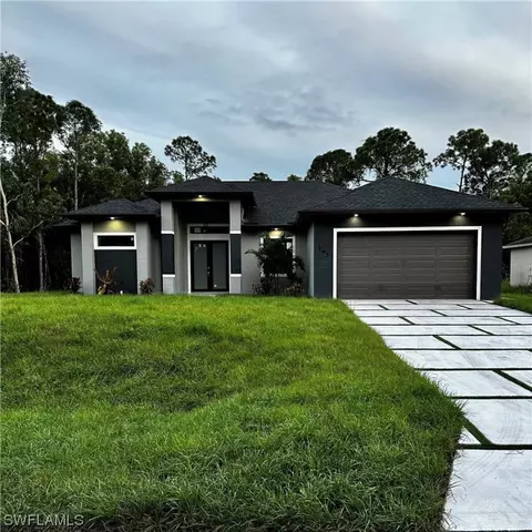 347 Nathan Ave, Lehigh Acres, FL 33974