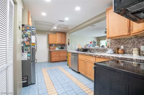 4506 Ida Ct, Labelle, FL 33935 photo 13