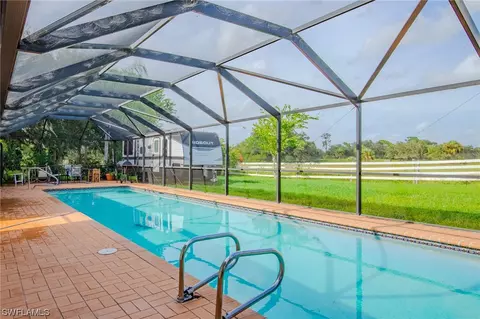 4506 Ida Ct, Labelle, FL 33935 photo 2