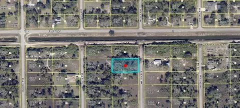 1921 Wells Ave, Lehigh Acres, FL 33972