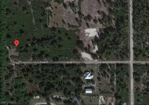 7961 22nd Pl, Labelle, FL 33935