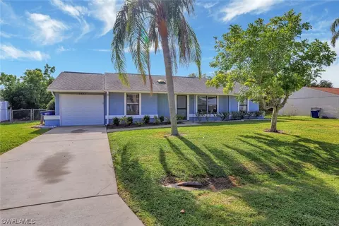 9327 Mooring Cir, Fort Myers, FL 33967