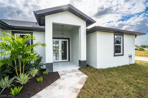 3821 5th St SW, Lehigh Acres, FL 33976