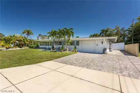 3239 Cortez Blvd, Fort Myers, FL 33901