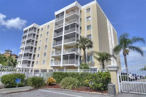2885 Palm Beach Blvd #508, Fort Myers, FL 33916
