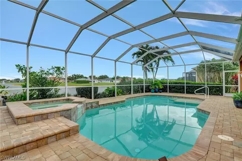 9051 Pittsburgh Blvd, Fort Myers, FL 33967