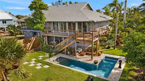 771 Rabbit Rd, Sanibel, FL 33957